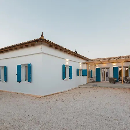 Spacious House With Cottage&pool *