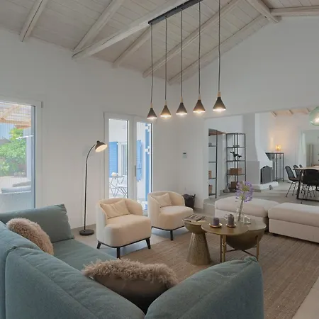 Spacious House With Cottage&pool *