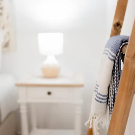 Spacious House With Cottage&pool Villa