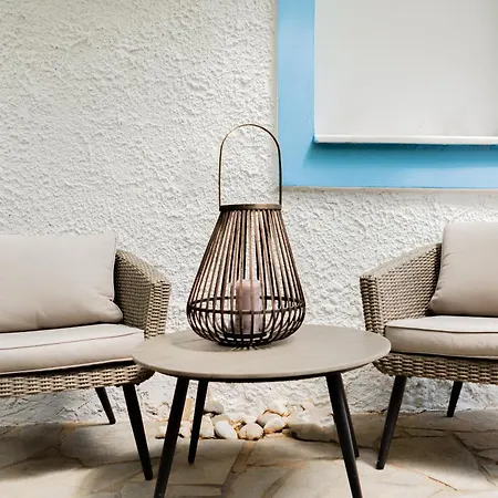 Spacious House With Cottage&pool Villa *