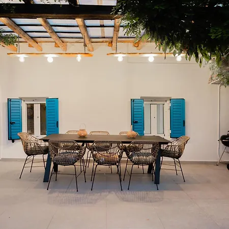 Spacious House With Cottage&pool וילה