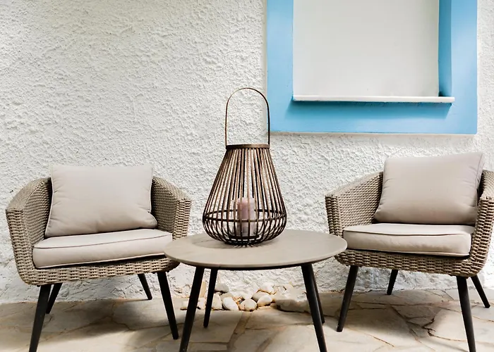 Spacious House With Cottage&pool Villa *